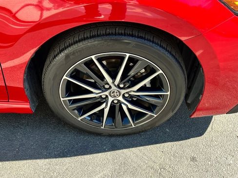 Used 2023 Toyota Camry SE w/ Cold Weather Package image 10