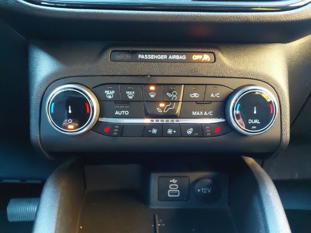 Used 2025 Ford Escape ST-Line Select AWD/4WD image 17