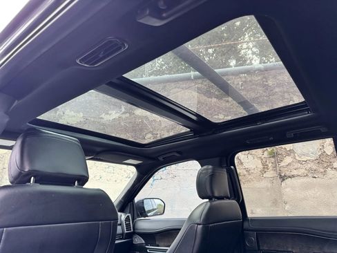 Used 2019 Ford Expedition Max Limited w/ Texas Edition Package RWD image 31