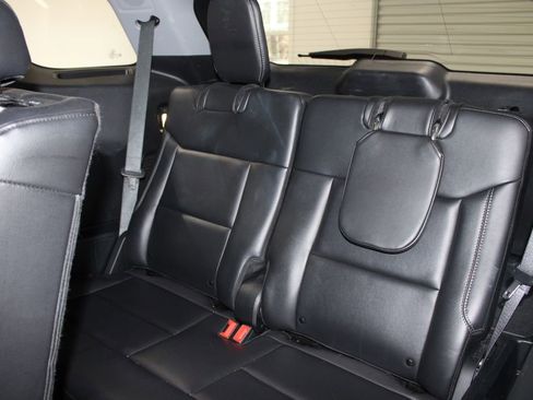 Used 2023 Ford Explorer Limited image 26