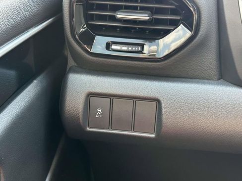 Certified 2025 Honda Pilot Sport image 22