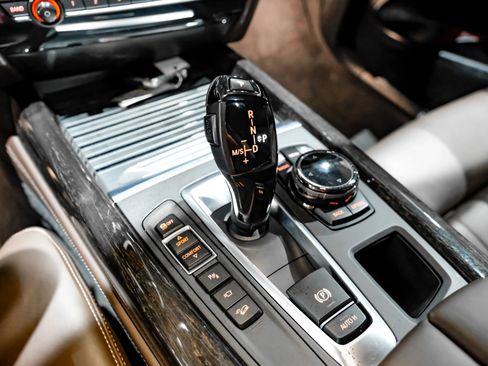 Used 2016 BMW X5 xDrive50i image 17