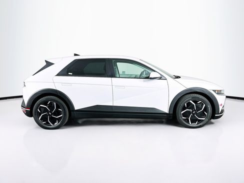 Used 2024 Hyundai Ioniq 5 SE RWD image 10