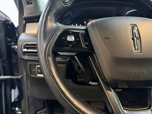 Used 2022 Lincoln Corsair AWD w/ Premium Package image 27