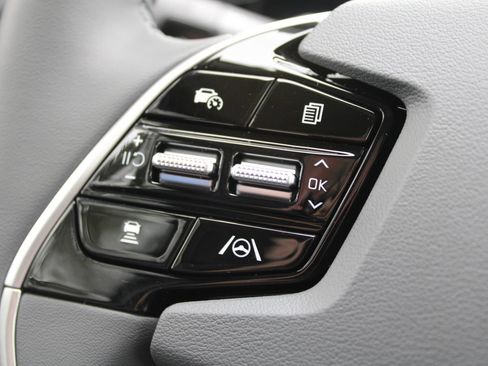 New 2026 Kia Niro EX FWD image 26