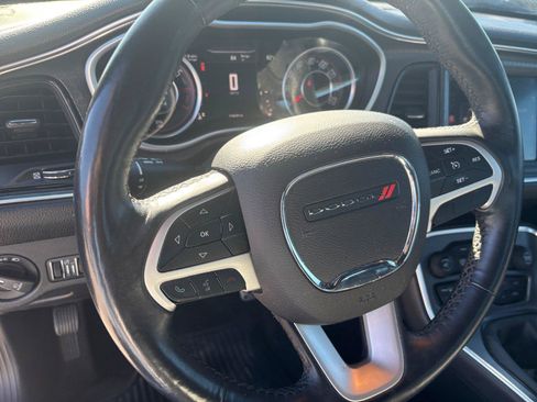 Used 2015 Dodge Challenger R/T Plus RWD image 12