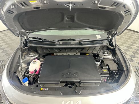 Used 2024 Kia Niro Wind FWD image 35