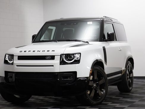 New 2025 Land Rover Defender 90 X-Dynamic SE image 1