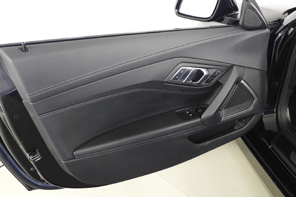 Used 2023 BMW Z4 sDrive30i w/ Driving Assistance Package RWD image 12