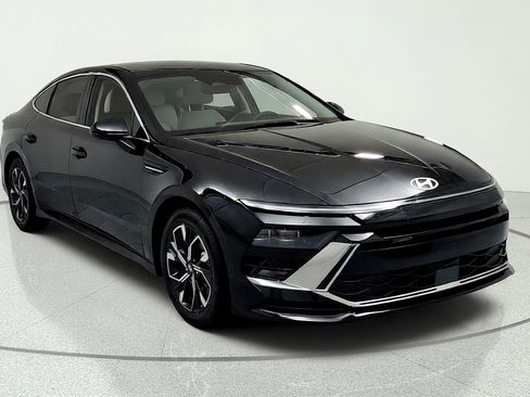 Used 2024 Hyundai Sonata SEL FWD image 7