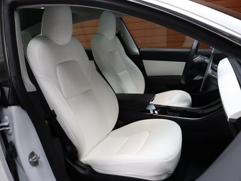 Used 2020 Tesla Model 3 Performance image 56