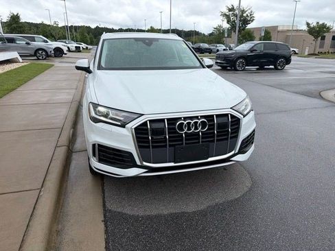 Used 2022 Audi Q7 3.0T Premium Plus w/ Premium Plus Package AWD/4WD image 24
