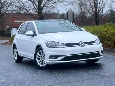 Used 2018 Volkswagen Golf SE FWD image 1