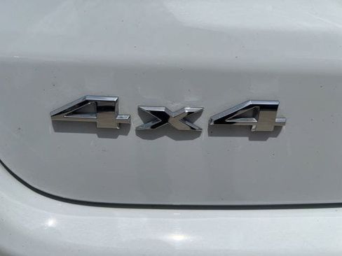 Certified 2025 Jeep Compass Limited AWD/4WD image 11