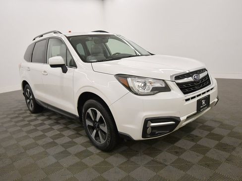 Used 2017 Subaru Forester 2.5i Limited image 10