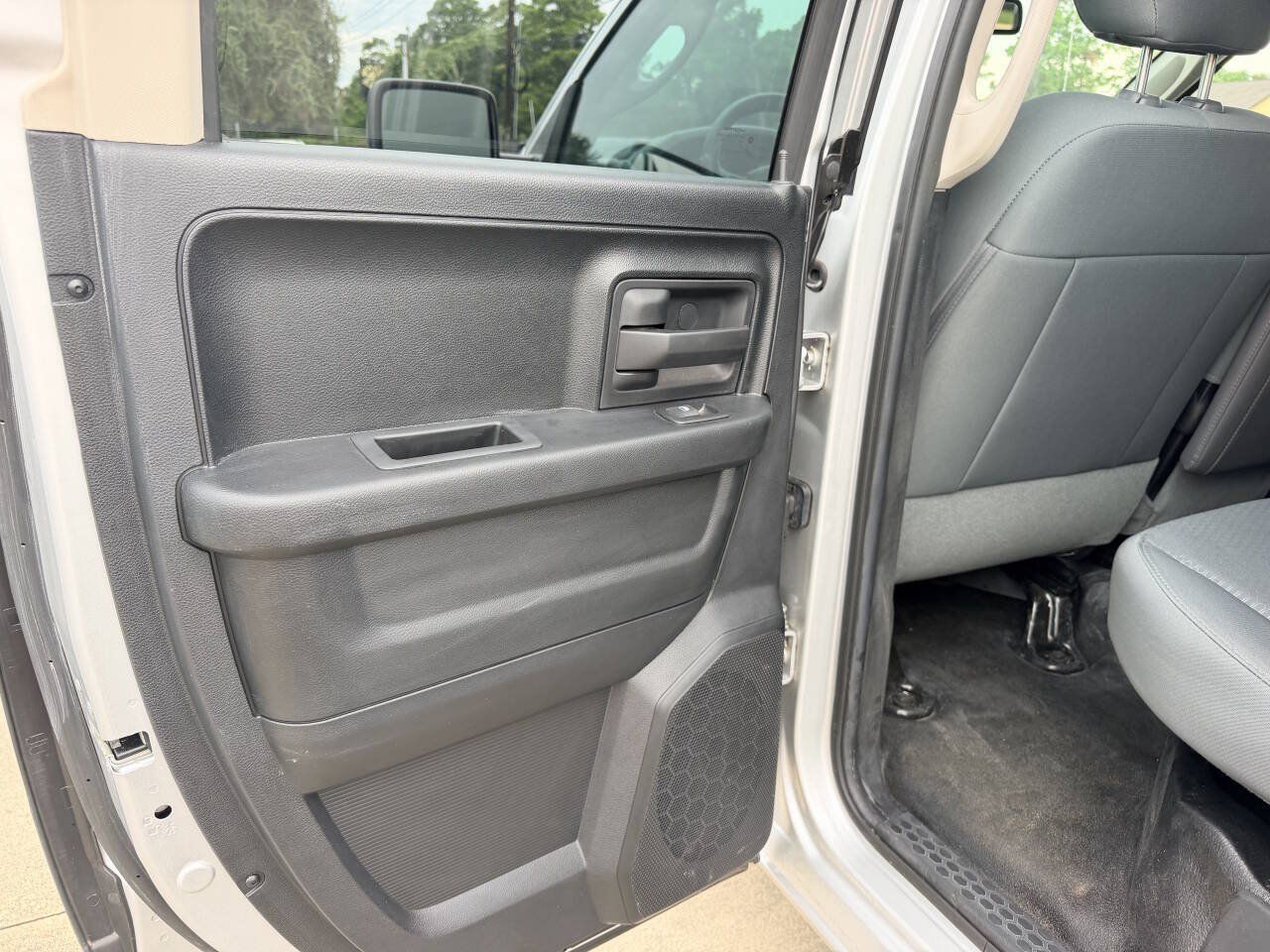 Used 2016 RAM 1500 Tradesman w/ Popular Equipment Group RWD image 14
