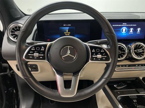 Used 2023 Mercedes-Benz EQB 250+ image 15
