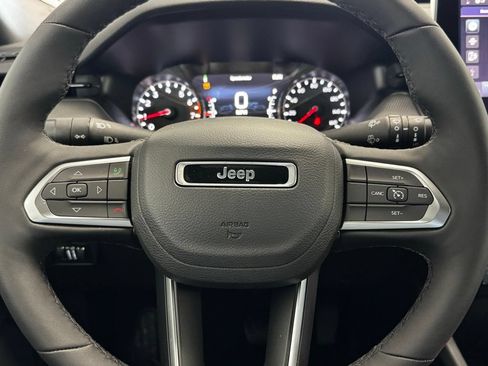 Certified 2026 Jeep Compass Latitude AWD/4WD image 13