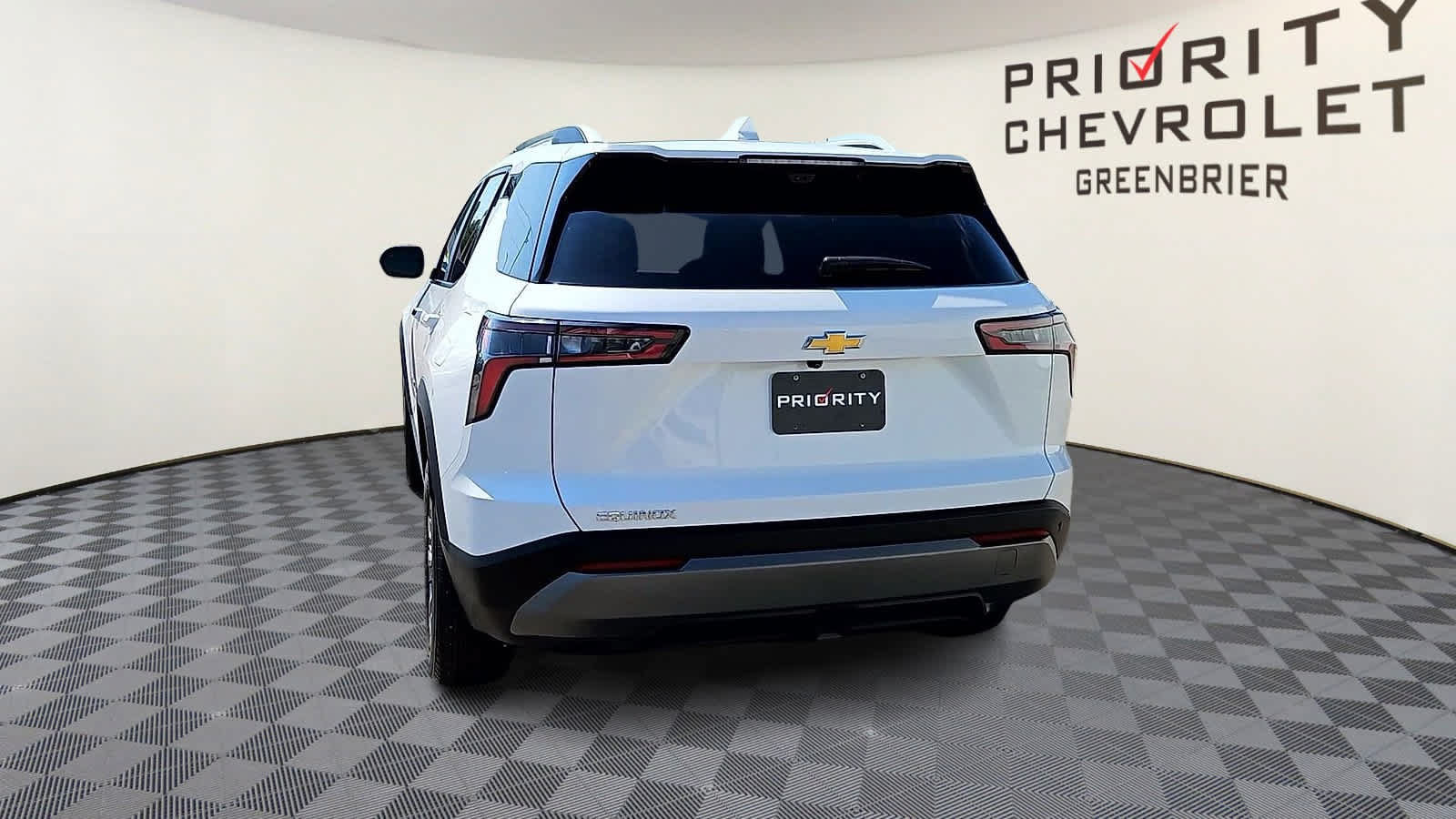 Used 2025 Chevrolet Equinox LT w/ Convenience Package II FWD image 7