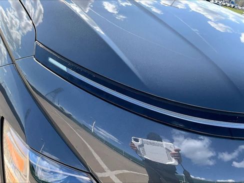 Used 2024 Hyundai Kona Limited image 26