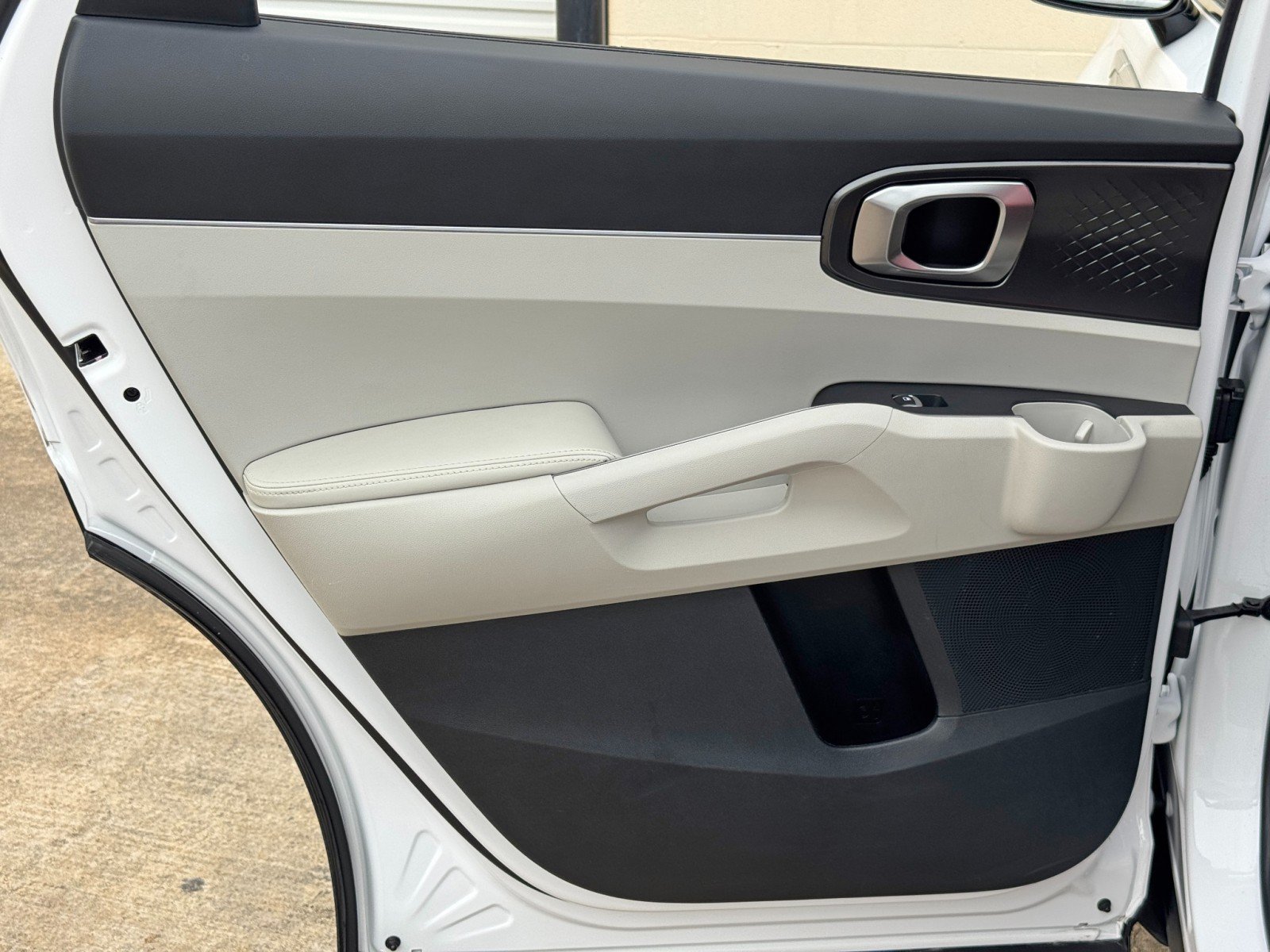 Used 2025 Kia Sorento EX w/ Panoramic Sunroof Package FWD image 46