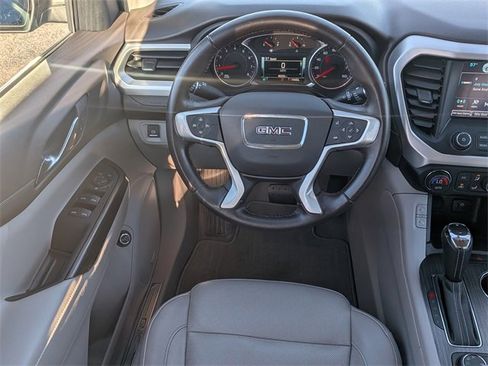 Used 2019 GMC Acadia SLT image 16