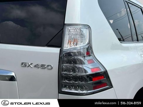 Used 2023 Lexus GX 460 Premium w/ Premium Package AWD/4WD image 15