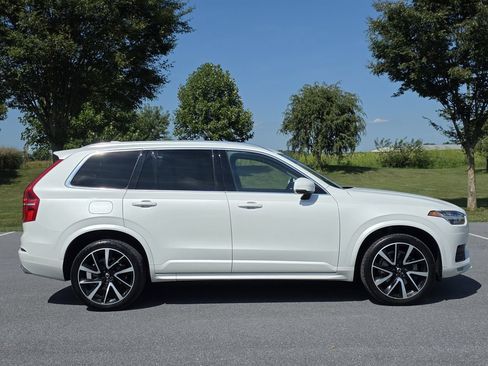 Used 2021 Volvo XC90 T6 Momentum w/ Advanced Package AWD/4WD image 8