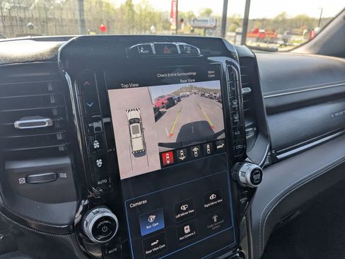 Used 2022 RAM 1500 Limited image 18