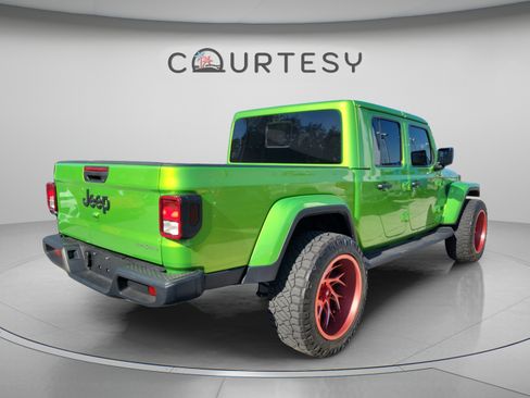 Certified 2025 Jeep Gladiator Sport AWD/4WD image 3