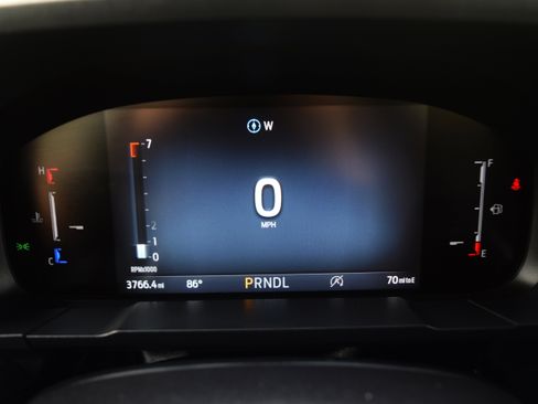 Used 2025 Ford Maverick XLT w/ Equipment Group 302A AWD/4WD image 3