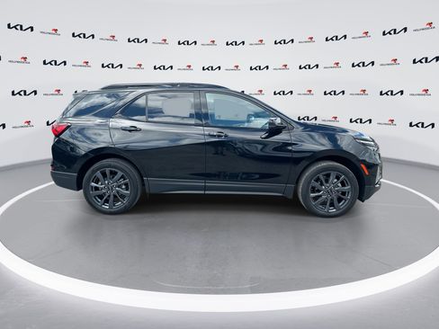 Used 2024 Chevrolet Equinox RS image 9