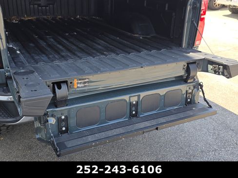 Used 2026 Chevrolet Silverado 2500 LTZ w/ LTZ Premium Package image 36