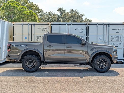Certified 2025 Ford Ranger Raptor AWD/4WD image 4