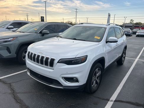 Used 2021 Jeep Cherokee Limited image 11
