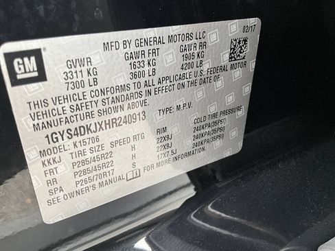 Used 2017 Cadillac Escalade Platinum AWD/4WD image 21