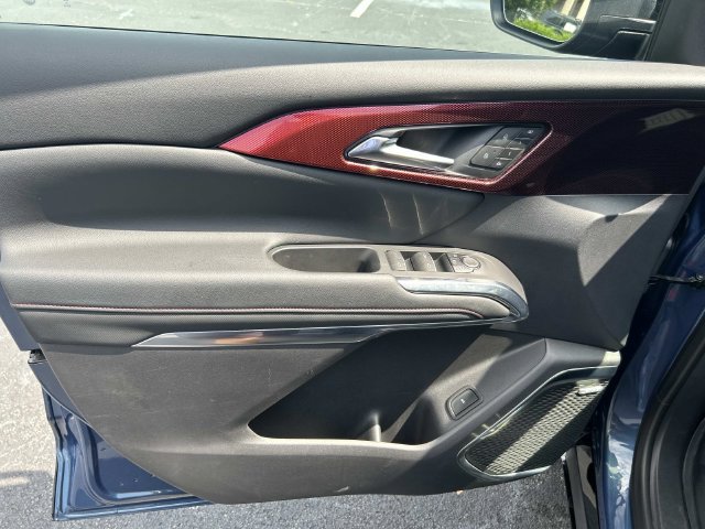 Used 2025 Chevrolet Traverse RS AWD/4WD image 25