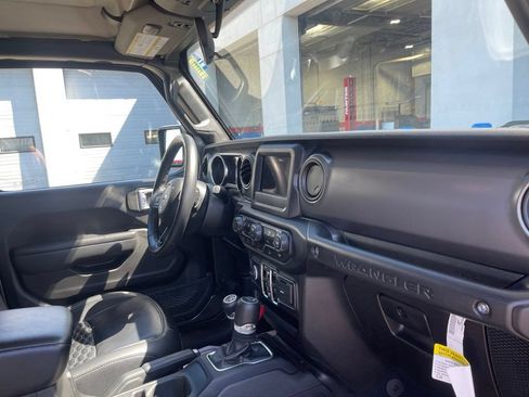 Used 2022 Jeep Wrangler Unlimited Sport AWD/4WD image 24