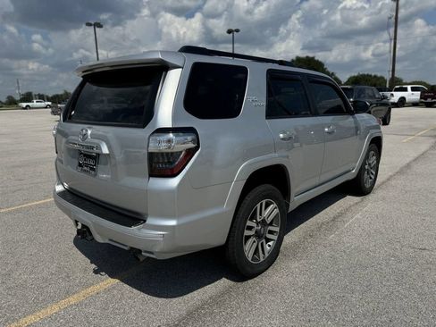 Used 2022 Toyota 4Runner TRD Sport AWD/4WD image 5