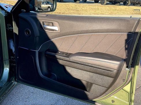 Used 2023 Dodge Charger SXT w/ Blacktop Package image 24