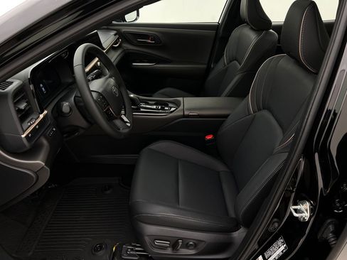 Used 2026 Toyota Crown Nightshade image 11