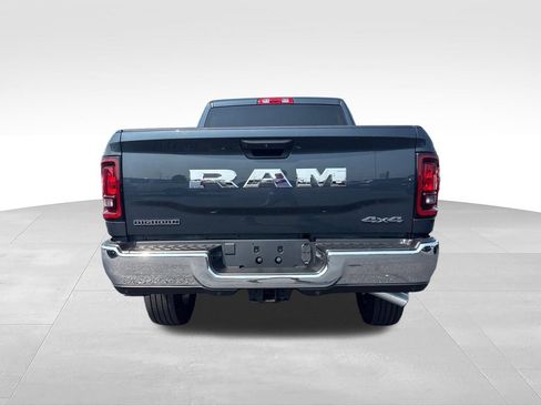 Used 2026 RAM 2500 Big Horn AWD/4WD image 4