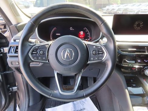 Used 2023 Acura MDX SH-AWD w/ Technology Package image 17