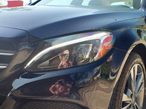 Used 2015 Mercedes-Benz C 300 4MATIC Sedan image 12