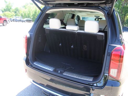 Used 2020 Hyundai Palisade Limited FWD image 17