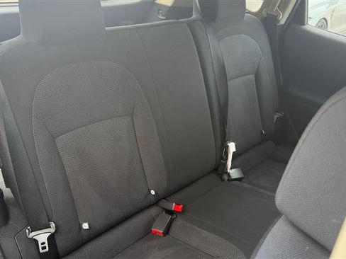 Used 2014 Nissan Rogue S image 14