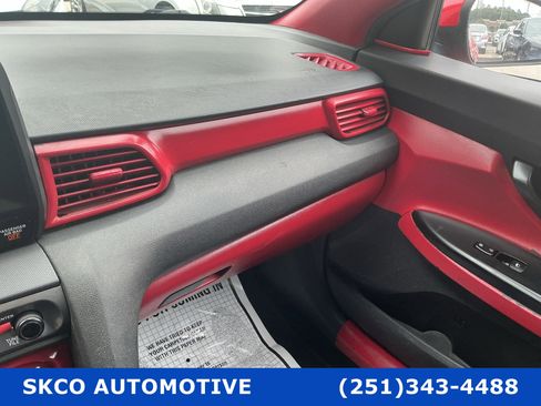 Used 2019 Hyundai Veloster 2.0 FWD image 24
