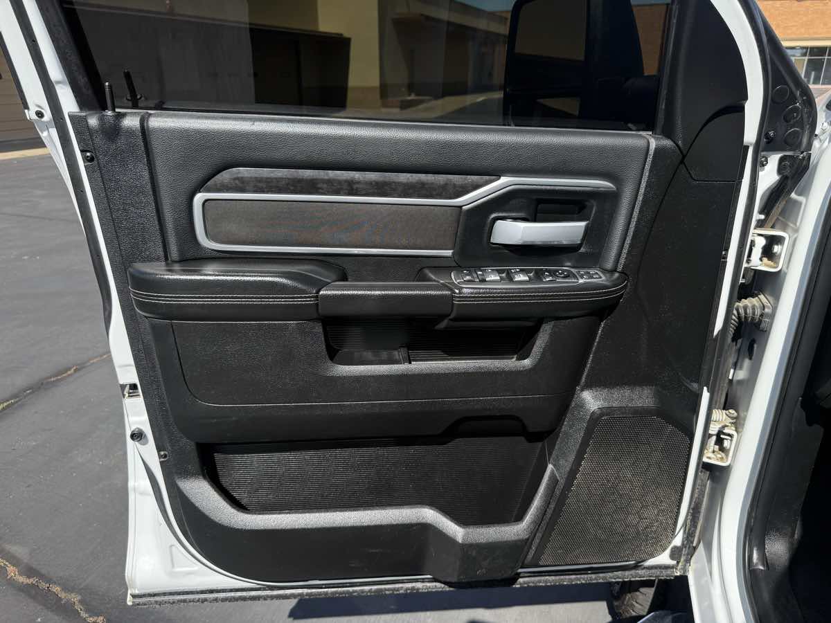 Used 2024 RAM 2500 Big Horn w/ Off Road Package AWD/4WD image 17