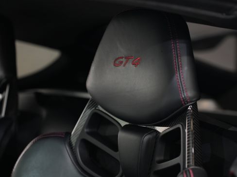 Used 2016 Porsche Cayman GT4 image 28