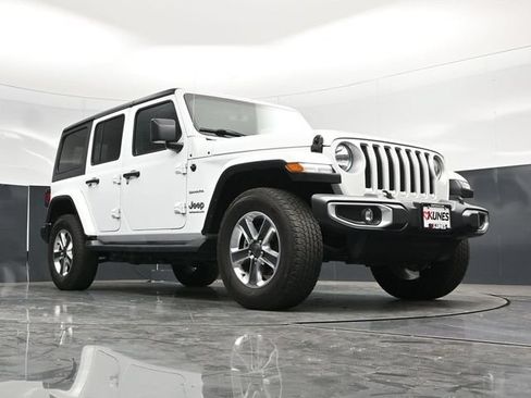 Used 2023 Jeep Wrangler Unlimited Sahara w/ Cold Weather Group AWD/4WD image 59